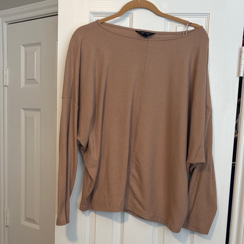 Simply Vera Vera Wang Women's Beige Sweatshirt